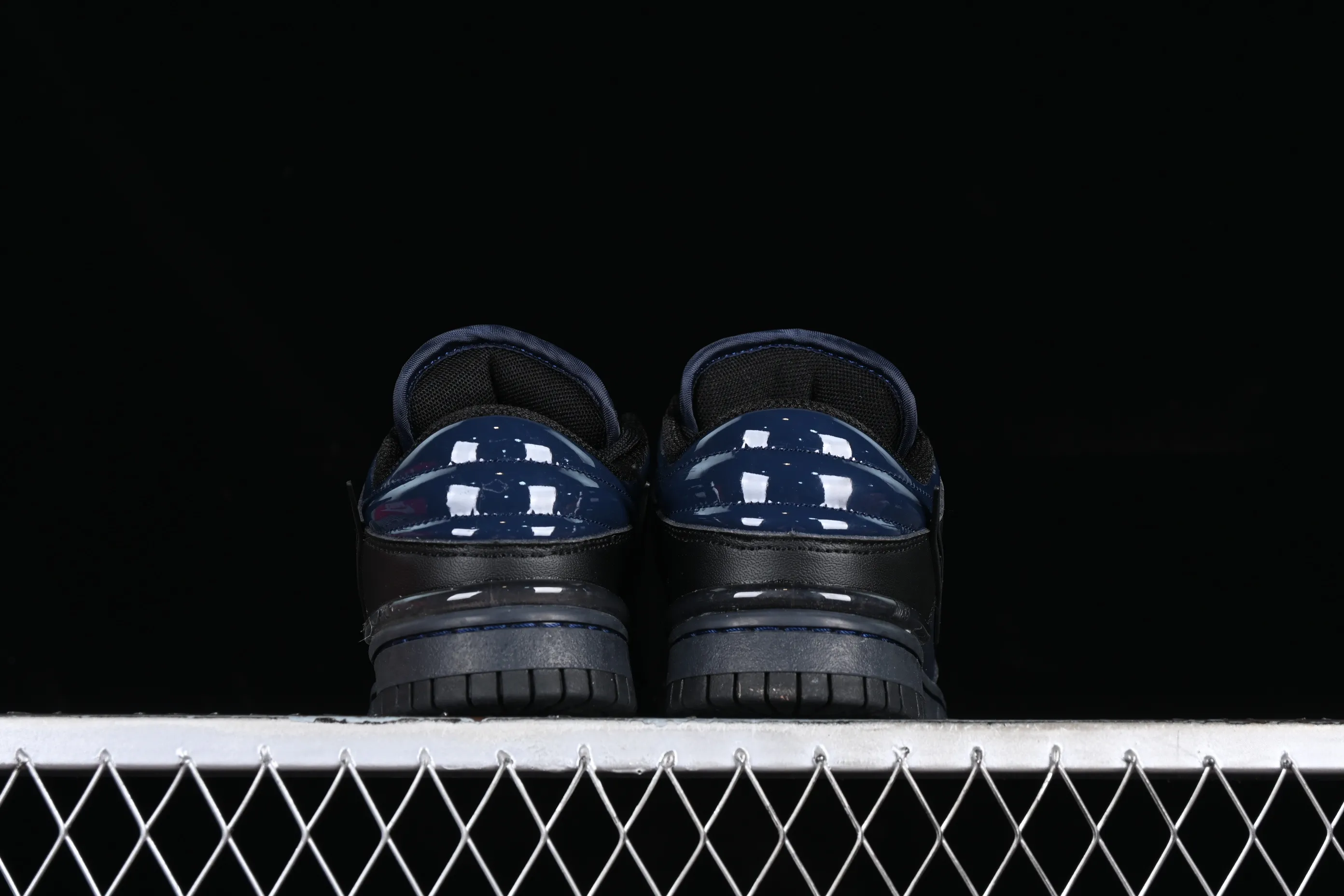 All Categories Nk SB Dunk Series Nk SB Dunk Low Low-top sneakers Cost-effective version Nk Dunk Low "Twist" Variation style SB low-top casual sneakers DZ2794-400